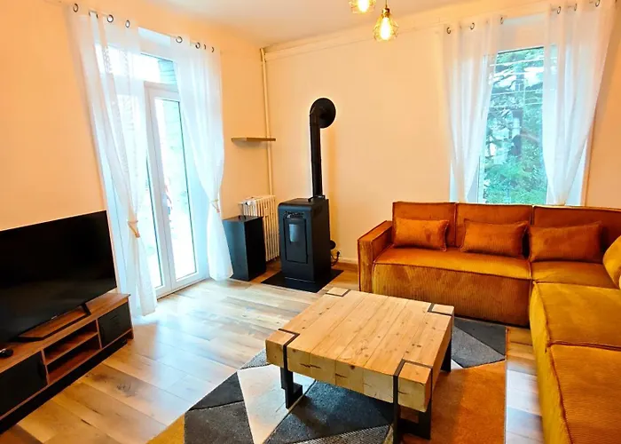 Apartment Le Bleuet - Parking Privatif - 5mn A Pied Du Aix-les-Bains