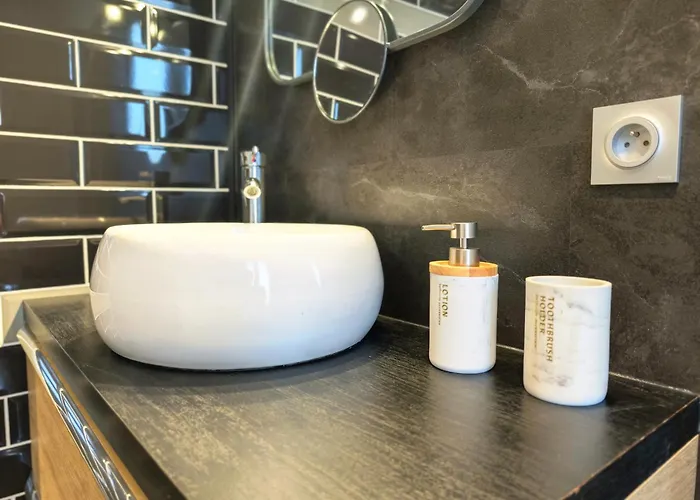 Le Bleuet - Parking Privatif - 5mn A Pied Du *