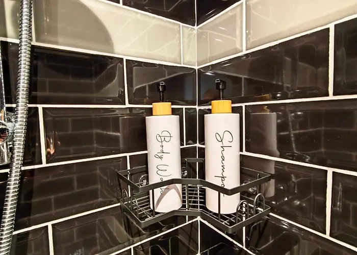 Le Bleuet - Parking Privatif - 5mn A Pied Du Apartment