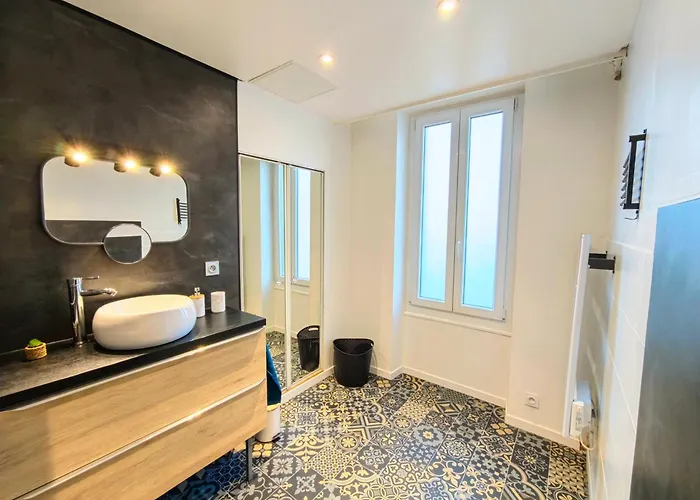 Le Bleuet - Parking Privatif - 5mn A Pied Du